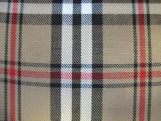 Rūtiņu audums apģērbiem un skolas formām